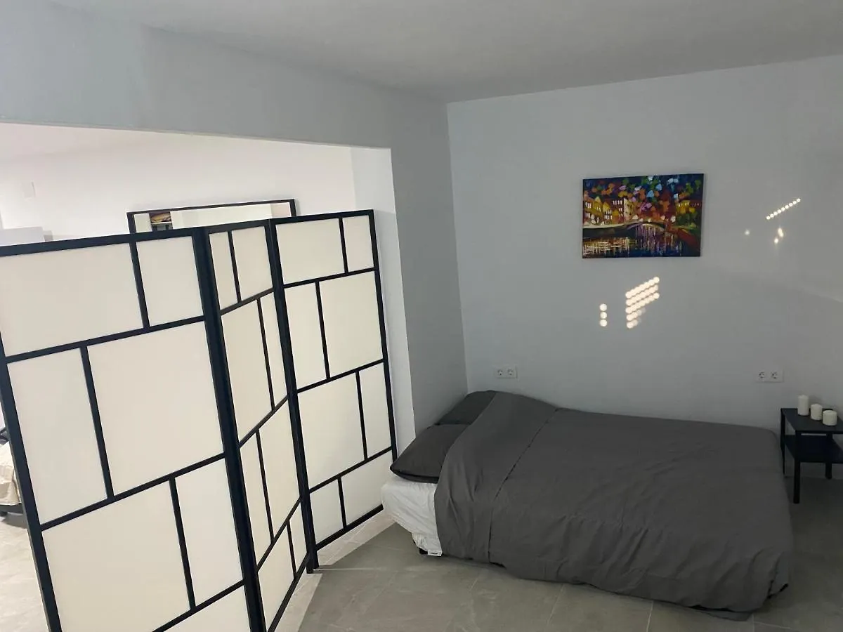 New Beachfront Loft ماربيا 0*,
